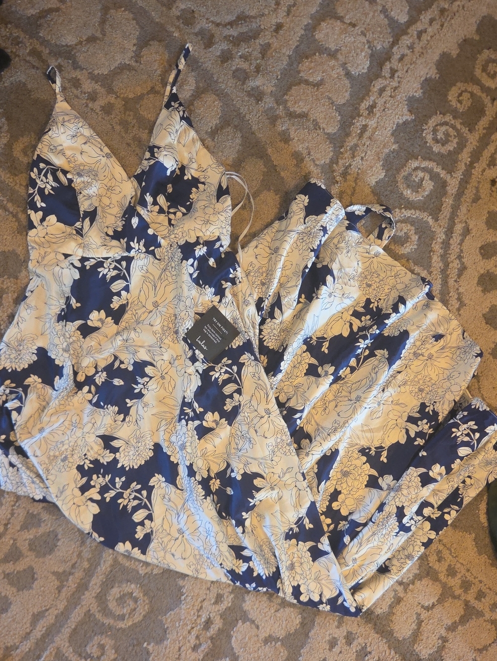 Lulu's Navy and White Floral Maxi Dress